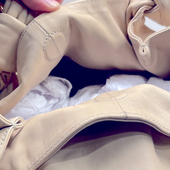 Marc Jacobs Mercer “Peet” Handbag - Picture 10 of 11